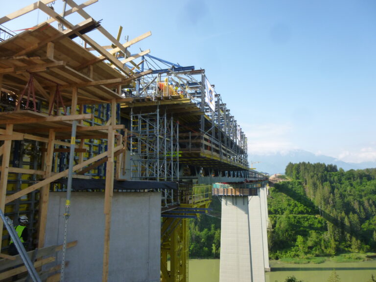 Jauntalbrücke - Betonage Fahrbahnplatte