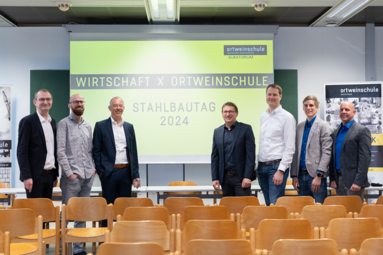 v.l.n.r.: Ing. Stefan Kobor/ Kansai Helios Austria, DI Gregor Schwarz & FH-Prof. DI Dr. Thomas Lorenz/ Thomas Lorenz ZT GmbH, DI Dr. techn. Manfred Zellinger/ HTBLVA Graz Ortwein, Ing. Stefan Halwachs/ Grabner Stahl & Maschinenbau GmbH, Ing. Florian Hubmann/ Heidenbauer Stahl & Tragwerk GmbH, Ing. Florian Lohr/ Würth Handeslges.m.b.H © HTBLVA Graz-Ortweinschule