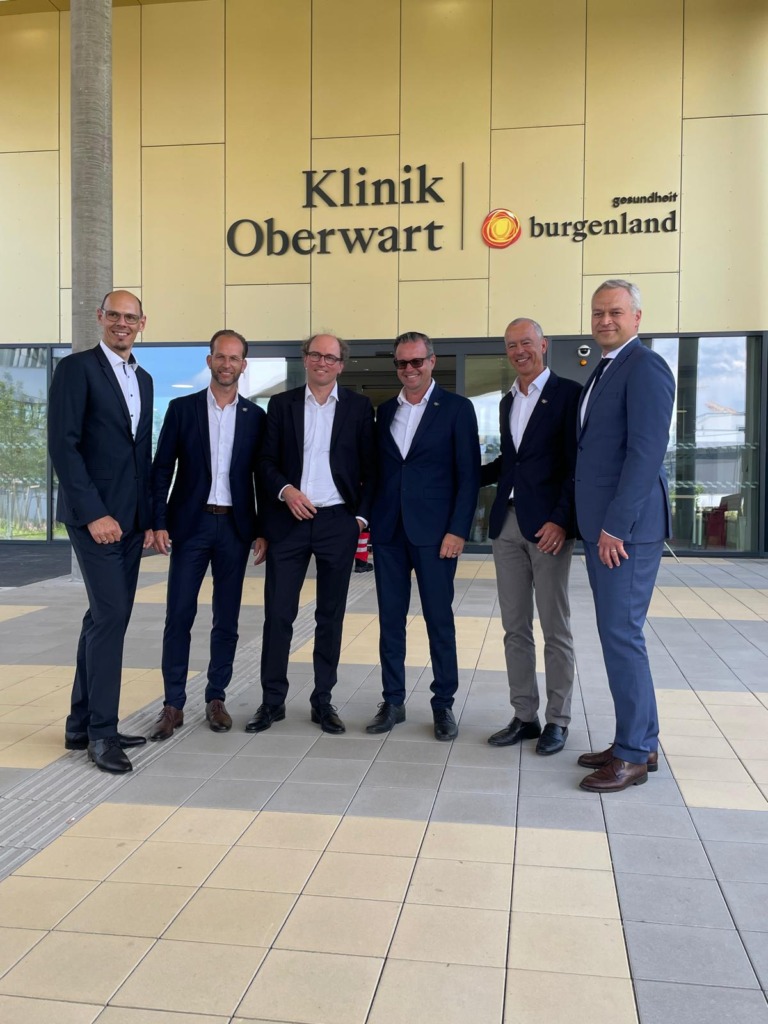 v.l.n.r.: Mag.(FH) DI Josef Strohmaier, DI (FH) Manfred Grangl, Arch. DI Franz Ederer, DI Roland Zmugg, DI Dr. Thomas Lorenz, BM Ing. Christian Hofstädter